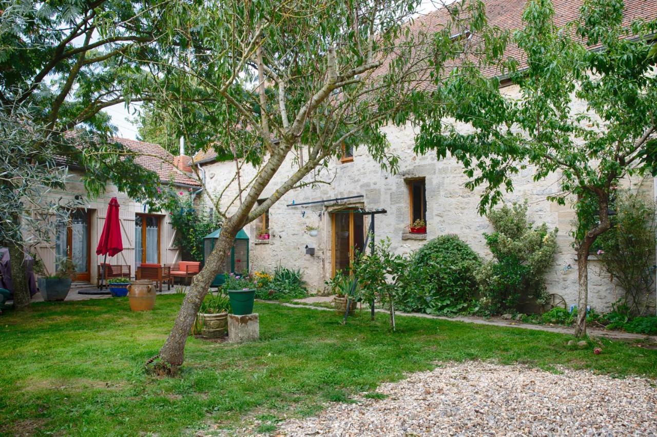 La Ferme Des Nonains Apartment